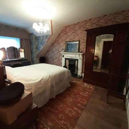 The Attic Apartment At Number 54 Ilfracombe Exterior photo